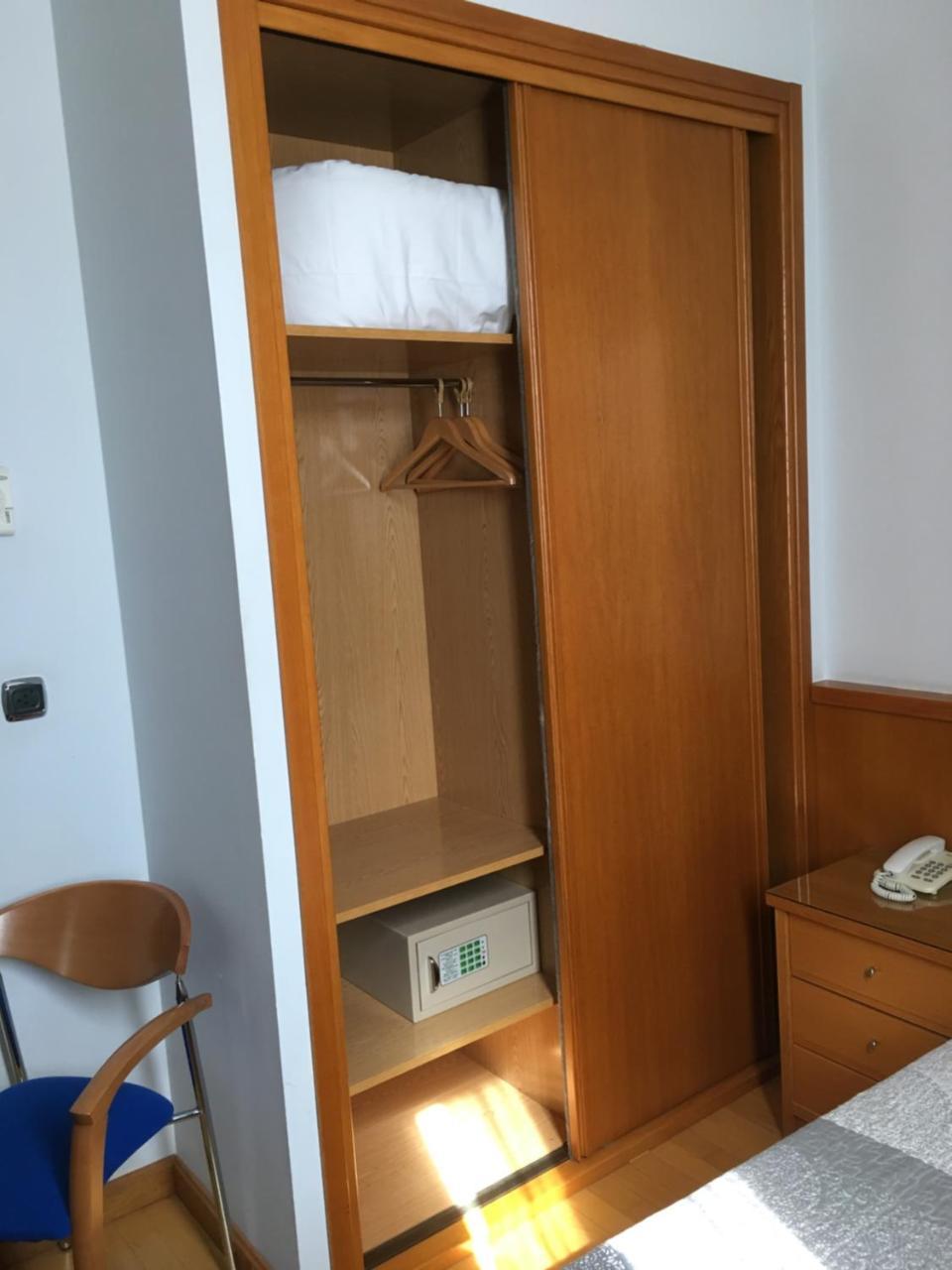 Encasa Hotel Almansa Eksteriør bilde